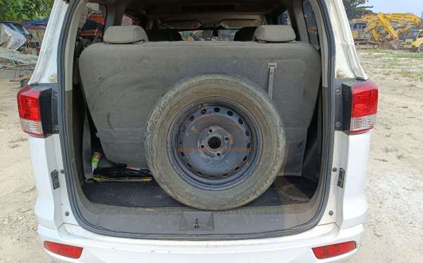 WULING CONFERO 1.5 DB MY (4X2)