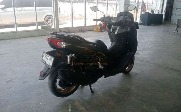YAMAHA NMAX ABS