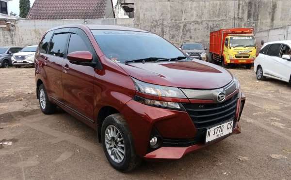DAIHATSU XENIA 1.3 X