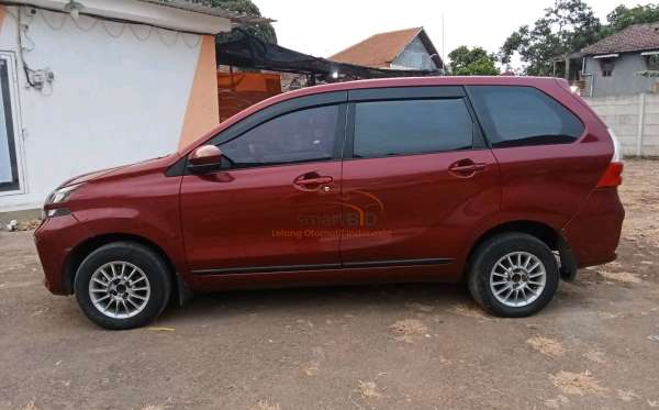 DAIHATSU XENIA 1.3 X
