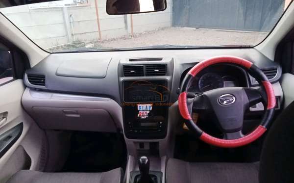 DAIHATSU XENIA 1.3 X