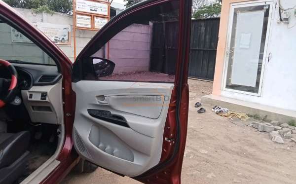 DAIHATSU XENIA 1.3 X