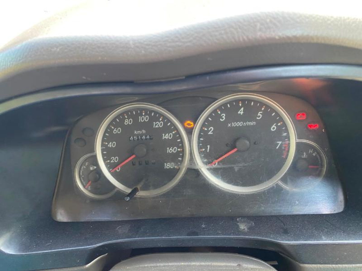 TOYOTA  AVANZA