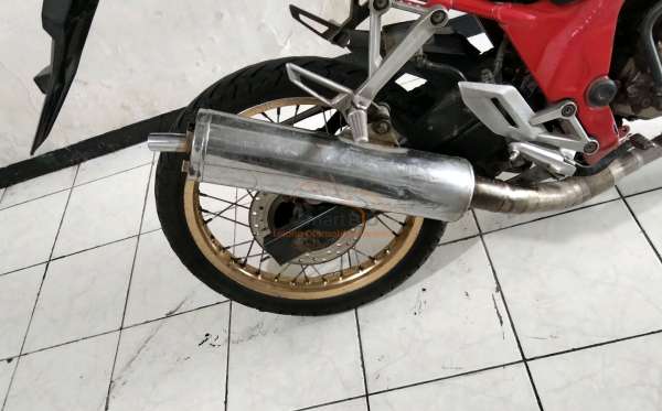 HONDA CBR 150 R