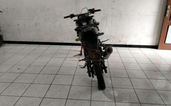 HONDA CBR 150 R