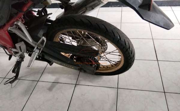 HONDA CBR 150 R