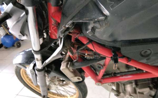 HONDA CBR 150 R