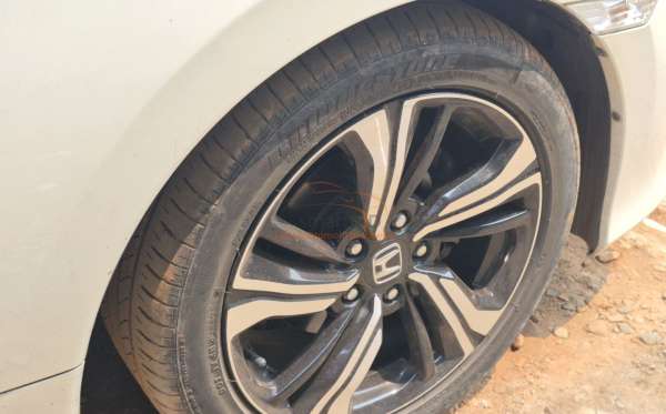 HONDA CIVIC 1.5 TC