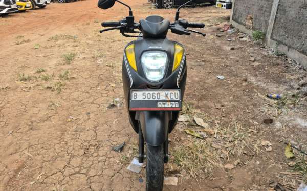HONDA GENIO