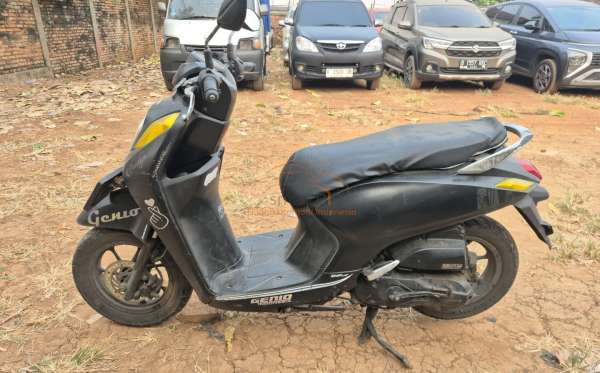 HONDA GENIO