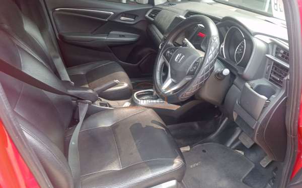 HONDA JAZZ GK5 1.5 RS