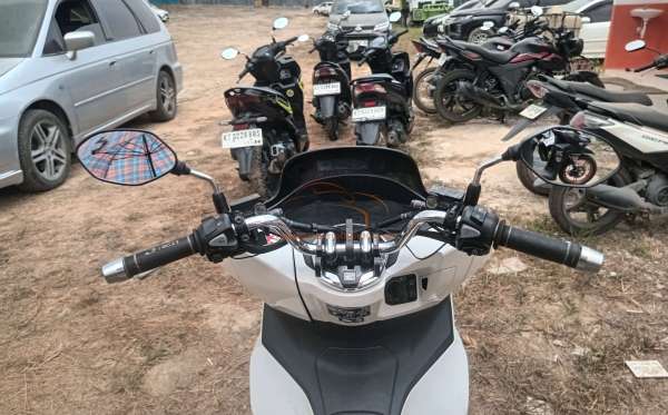 HONDA PCX 160