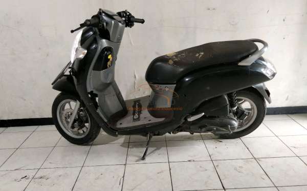 HONDA SCOOPY