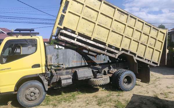 MITSUBISHI  FE 74 S