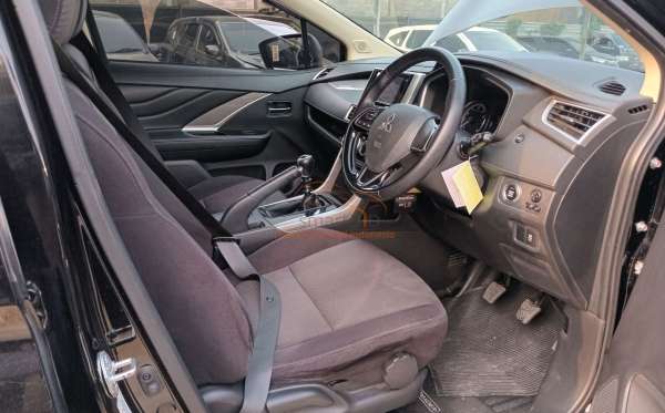 MITSUBISHI  XPANDER  SPORT