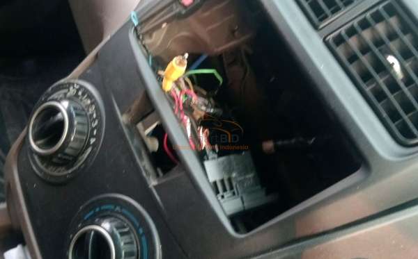 TOYOTA AVANZA 1.3 E