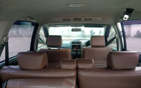 TOYOTA AVANZA 1.3 E