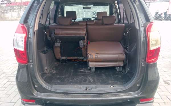 TOYOTA AVANZA 1.3 E