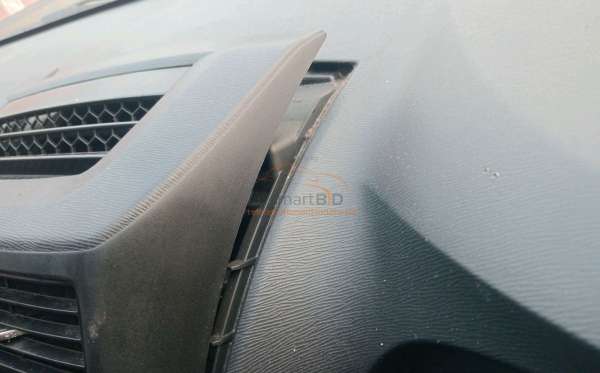 TOYOTA AVANZA 1.3 E