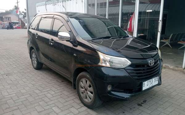 TOYOTA AVANZA 1.3 E