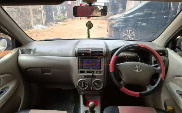 TOYOTA AVANZA E
