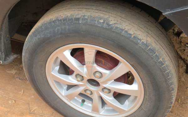 TOYOTA AVANZA E