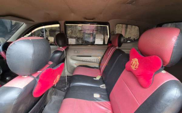 TOYOTA AVANZA E