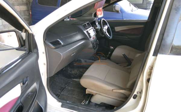 TOYOTA NEW AVANZA VELOZ 1.5