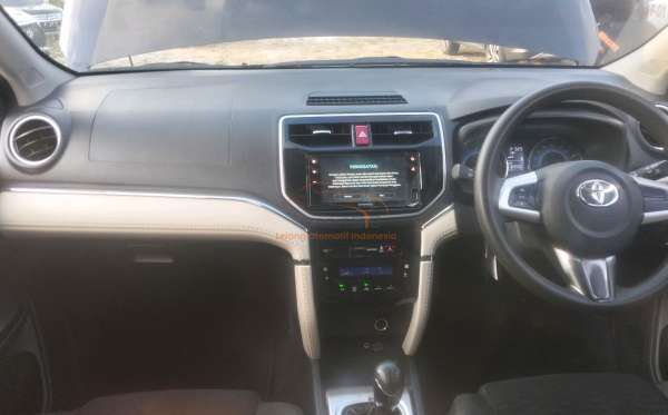 TOYOTA RUSH 1.5 G