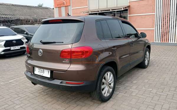 VOLKSWAGEN 1.4 TSI