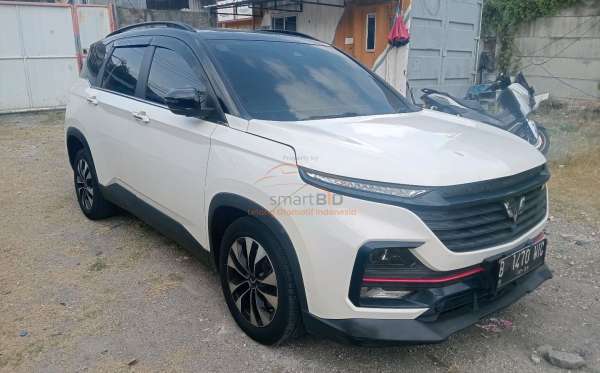 WULING  ALMAZ Almaz 1.5LT LUX + SC CVT (4X2) A/T