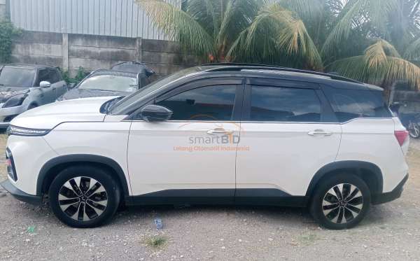 WULING  ALMAZ Almaz 1.5LT LUX + SC CVT (4X2) A/T