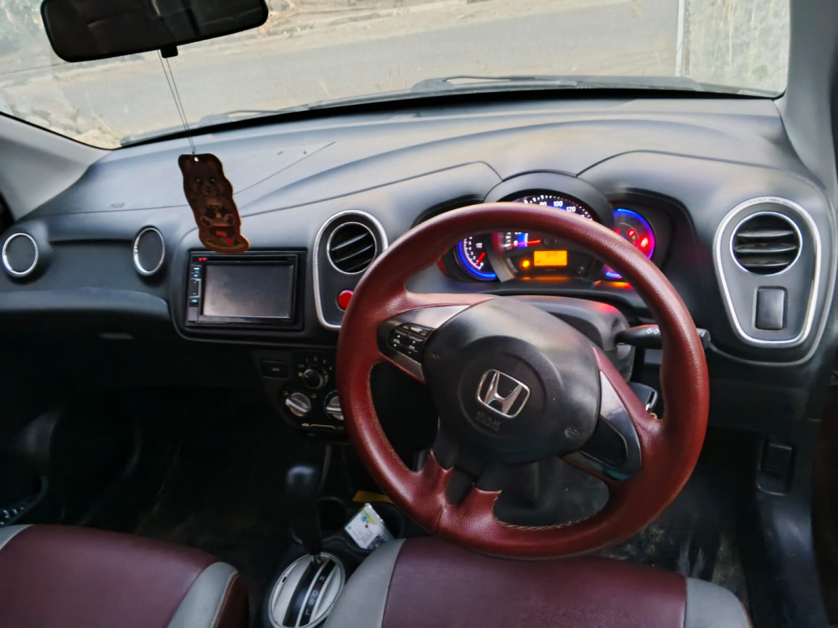 HONDA  MOBILIO  DD4 1.5 RS