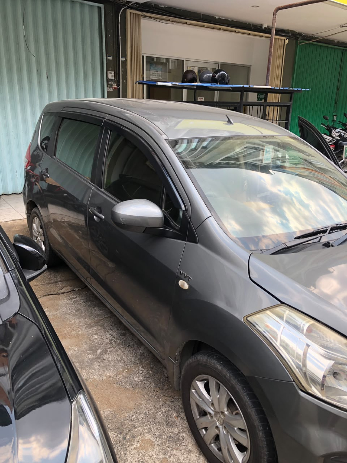 SUZUKI ERTIGA