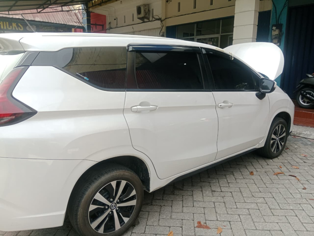 NISSAN  LIVINA  VE