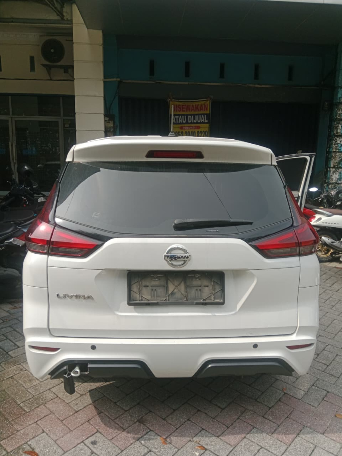 NISSAN  LIVINA  VE
