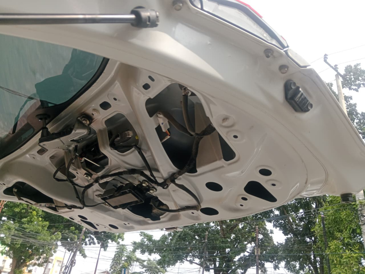 NISSAN  LIVINA  VE