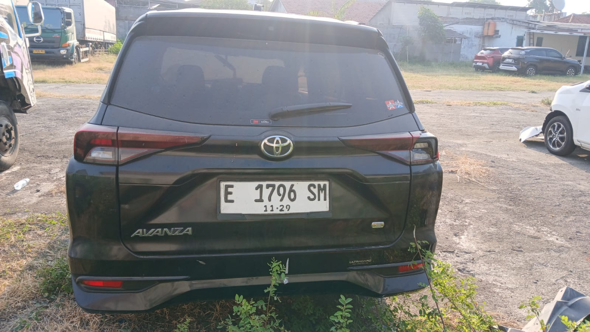 TOYOTA  AVANZA  1.3 E