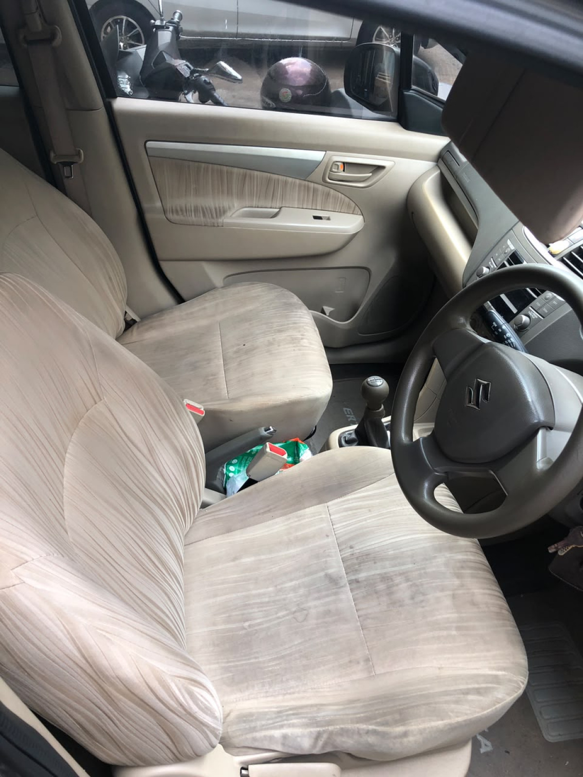 SUZUKI ERTIGA
