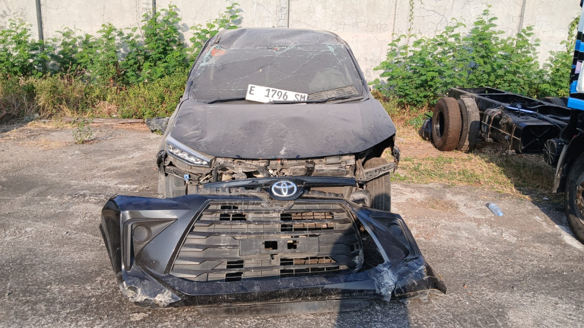 TOYOTA  AVANZA  1.3 E