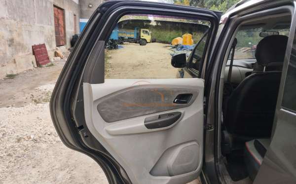 CHEVROLET SPIN 1.5L LTZ