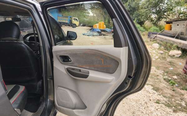 CHEVROLET SPIN 1.5L LTZ