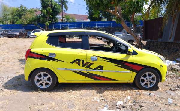 DAIHATSU AYLA