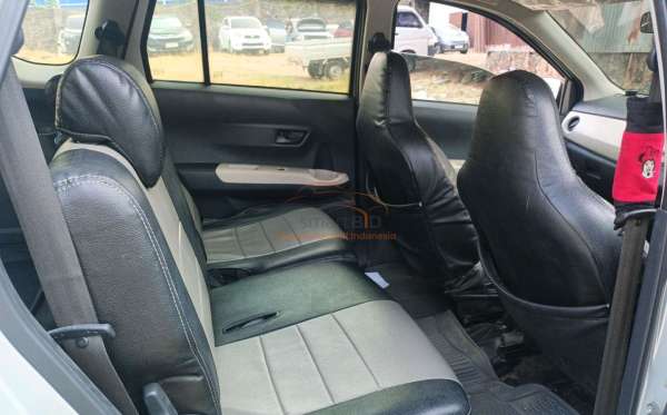 DAIHATSU SIGRA