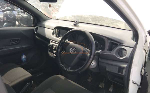 DAIHATSU SIGRA
