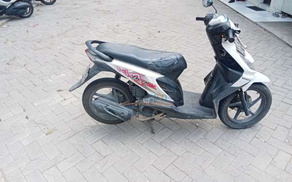 HONDA BEAT