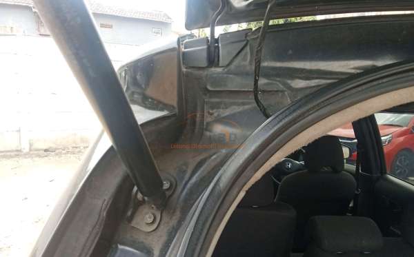 HONDA MOBILIO DD4 1.5 S