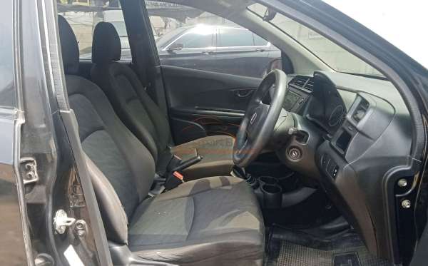 HONDA MOBILIO DD4 1.5 S