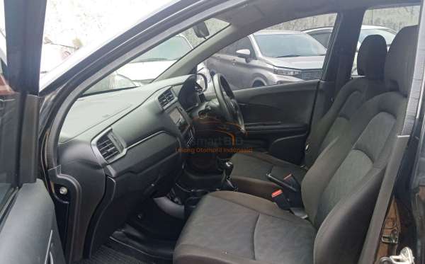 HONDA MOBILIO DD4 1.5 S