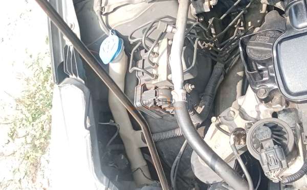 HONDA MOBILIO DD4 1.5 S